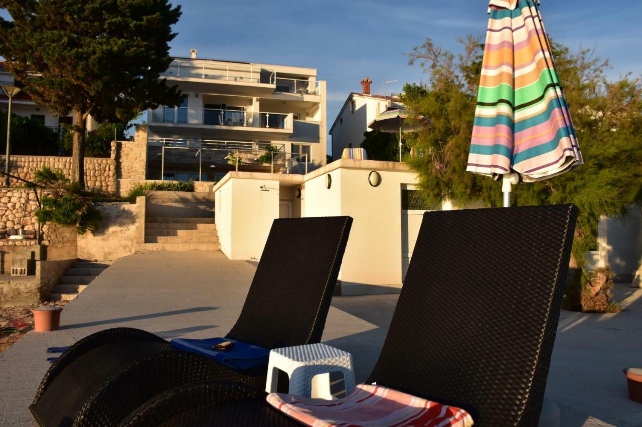Beachfront Apartments - Villa Vita Stara Novalja Extérieur photo